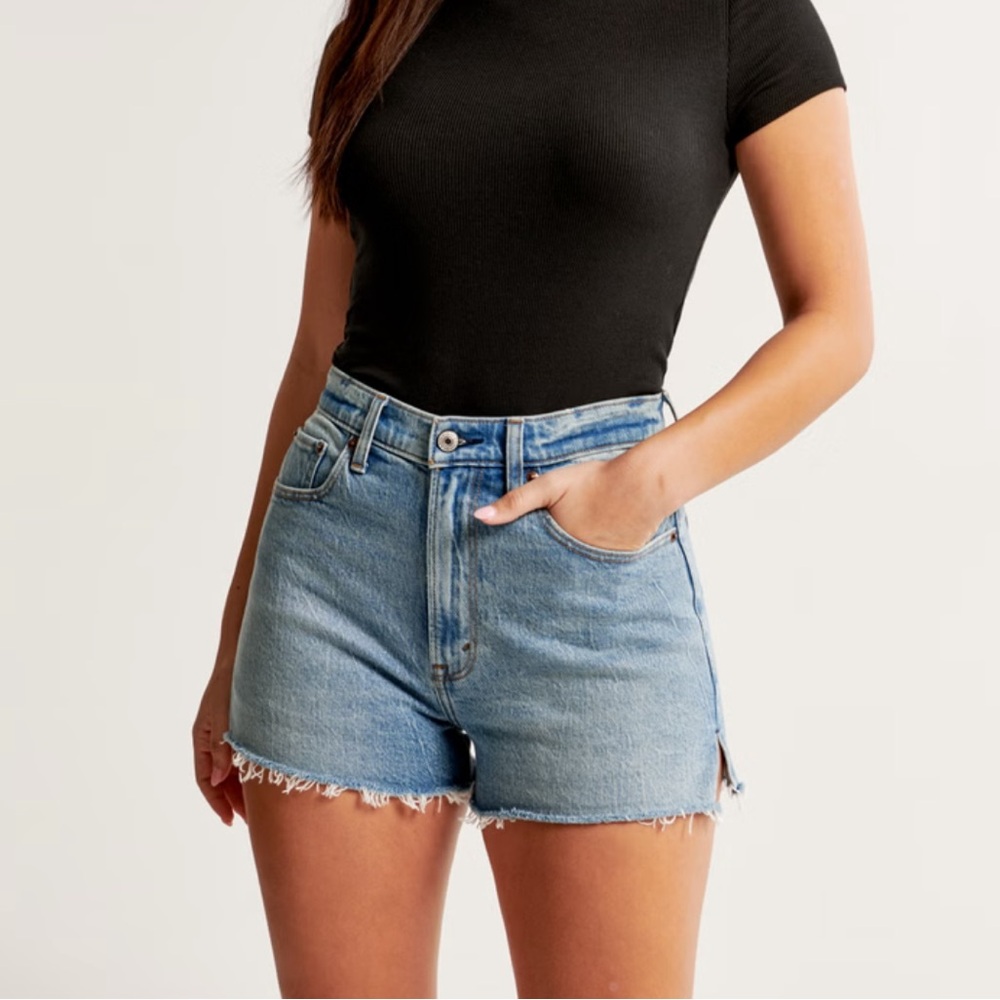 Abercrombie & Fitch Light Blue High-Rise Denim Jean Shorts CURVE LOVE 26